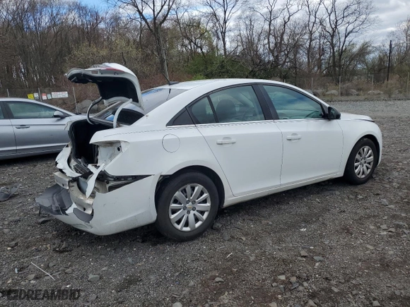 2011 Chevrolet Cruze LS with VIN 1G1PC5SHXB7181732, listed as a Copart auction lot 52802895 with 117,551 mi miles and Salvage Title. Bid and sale history available at carsss.com. Image 3.