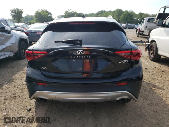 2018 Infiniti QX30 Premium with VIN SJKCH5CR1JA048158, listed as a Copart auction lot 61835984 with 88,782 mi miles and Salvage Title. Bid and sale history available at carsss.com. Image 6.