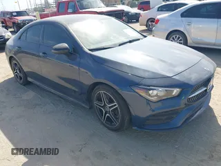 2020 Mercedes-Benz CLA 250 z VIN WDD5J4GB9LN078565, wystawiony jako IAAI lot #42017629 z przebiegiem 35 083 mil mil oraz . Historia ofert i sprzedaży dostępna na DreamBid. Obrazek 1.
