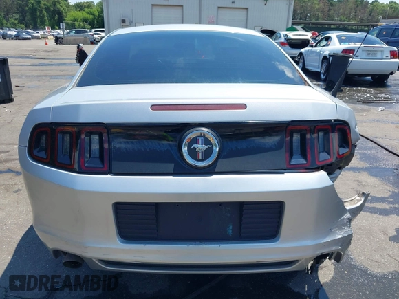 2013 Ford Mustang V6 with VIN 1ZVBP8AM5D5218722, listed as a IAAI auction lot 42728064 with 138,906 mi miles and . Bid and sale history available at DreamBid. Image 17.