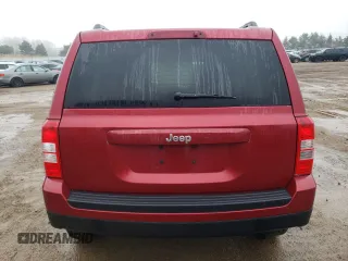 2014 Jeep Patriot Altitude with VIN 1C4NJPBA7ED512632, listed as a Copart auction lot 43197655 with 163,440 mi miles and Salvage Title. Bid and sale history available at DreamBid. Image 6.
