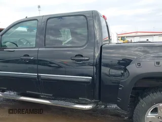 2012 GMC Sierra 1500 SLT with VIN 3GTP2WE78CG132716, listed as a IAAI auction lot 41658637 with 195,074 mi miles and . Bid and sale history available at DreamBid. Image 14.