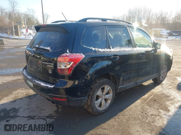 2014 Subaru Forester 2.5i Limited with VIN JF2SJAJC4EH430578, listed as a IAAI auction lot 41343493 with 190,520 mi miles. Bid and sale history available at carsss.com. Image 4.