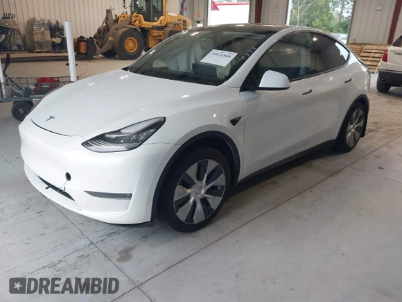 2020 Tesla Model Y Long Range z VIN 5YJYGDEE8LF054338, wystawiony jako IAAI lot #39026888 z przebiegiem 86 142 mil mil oraz . Historia ofert i sprzedaży dostępna na DreamBid. Obrazek 2.