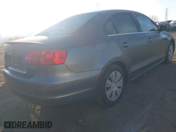 2013 Volkswagen Jetta SE с VIN 3VWDP7AJ9DM250575, выставлен на аукционе IAAI как лот 41879806 с пробегом 167 422 миль миль и . История ставок и продаж доступна на DreamBid. Изображение 4.