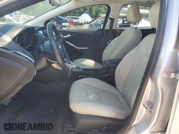 2018 Ford Focus Titanium with VIN 1FADP3N24JL326253, listed as a Copart auction lot 57757835 with 75,579 mi miles and Salvage title. Bid and sale history available at DreamBid. Image 7.