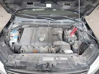 2012 Volkswagen Jetta Sedan SEL w/Sunroof with VIN 3VWLX7AJ5CM379634, listed as a IAAI auction lot 41634048 with 209,586 mi miles. Bid and sale history available at carsss.com. Image 10.