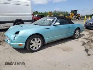 2002 Ford Thunderbird Hardtop Premium z VIN 1FAHP60A32Y105734, wystawiony jako Copart lot #55727175 z przebiegiem 111 429 mil mil oraz Szkoda całkowita • Salvage title. Historia ofert i sprzedaży dostępna na DreamBid. Obrazek 1.