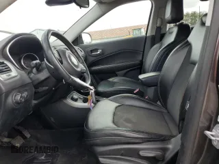 2018 Jeep Compass Latitude with VIN 3C4NJDBB2JT154433, listed as a Copart auction lot 52747205 with 141,930 mi miles and Salvage Title. Bid and sale history available at DreamBid. Image 7.