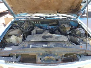 1996 Chevrolet S-10 with VIN 1GCCS1447T8157430, listed as a IAAI auction lot 41998677 with 242,109 mi miles and . Bid and sale history available at DreamBid. Image 10.