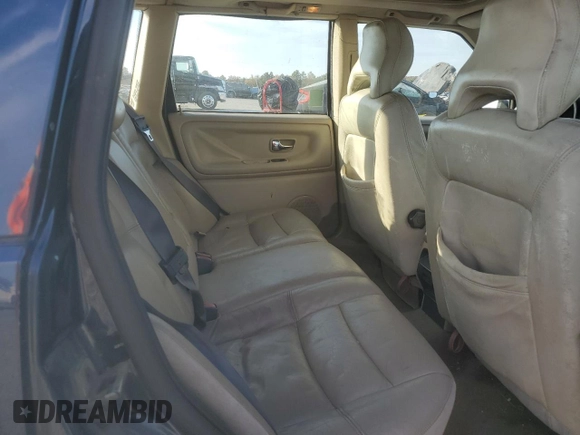 2000 Volvo V70 with VIN YV1LW61J5Y2708762, listed as a Copart auction lot 78267424 with 207,230 mi miles and Salvage Title. Bid and sale history available at carsss.com. Image 12.