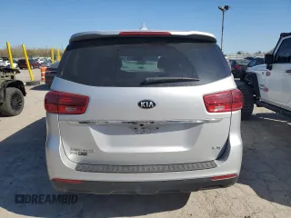 2021 Kia Sedona LX with VIN KNDMB5C19M6669111, listed as a Copart auction lot 53161135 with 132,492 mi miles and Salvage Title. Bid and sale history available at carsss.com. Image 6.