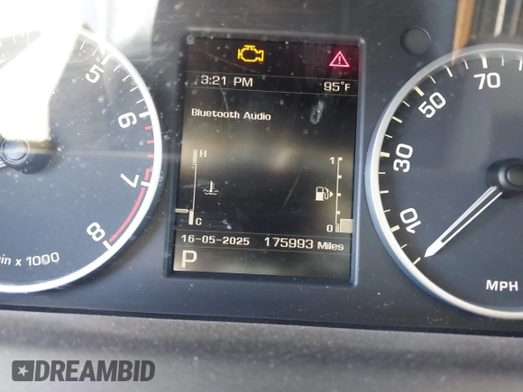 2013 Land Rover Range Rover Sport HSE with VIN SALSF2D48DA784484, listed as a IAAI auction lot 42300677 with 175,993 mi miles and . Bid and sale history available at DreamBid. Image 15.