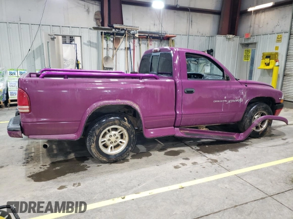 1997 Dodge Dakota z VIN 1B7FL26X3VS252323, wystawiony jako Copart lot #51695565 z przebiegiem 170 172 mil mil oraz Szkoda całkowita • Salvage title. Historia ofert i sprzedaży dostępna na DreamBid. Obrazek 3.