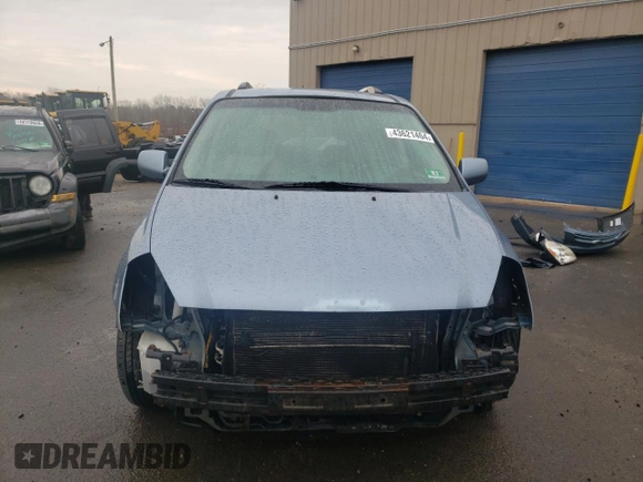 2009 Kia Sedona with VIN KNDMB133796281716, listed as a Copart auction lot 58398774 with 250,680 mi miles and Salvage Title. Bid and sale history available at carsss.com. Image 5.