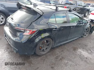 2021 Toyota Corolla Hatchback SE with VIN JTNB4MBE0M3138036, listed as a IAAI auction lot 41476375 with 1 mi miles. Bid and sale history available at carsss.com. Image 4.