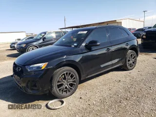 2021 Audi SQ5 Premium Plus with VIN WA1B4AFY7M2040788, listed as a Copart auction lot 84320614 with 38,406 mi miles and Salvage Title. Bid and sale history available at carsss.com. Image 1.