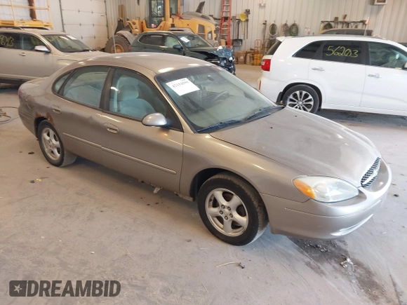 2003 Ford Taurus SES Standard with VIN 1FAFP55293G272187, listed as a IAAI auction lot 42154599 with 225,077 mi miles. Bid and sale history available at carsss.com. Image 1.