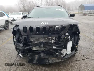 2022 Jeep Cherokee Limited with VIN 1C4PJMDX4ND503248, listed as a Copart auction lot 42770205 with 18,142 mi miles and Salvage Title. Bid and sale history available at DreamBid. Image 5.
