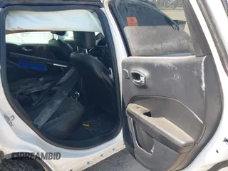 2020 Jeep Compass Limited с VIN 3C4NJDCB1LT137611, выставлен на аукционе IAAI как лот 42389799 с пробегом Не указан миль и . История ставок и продаж доступна на DreamBid. Изображение 8.