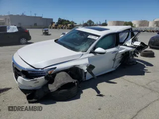 2018 Honda Accord Touring z VIN 1HGCV2F9XJA049557, wystawiony jako Copart lot #63931395 z przebiegiem Nie podano mil oraz Nie do naprawy • Non repairable. Historia ofert i sprzedaży dostępna na DreamBid. Obrazek 1.