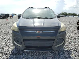2013 Ford Escape SE with VIN 1FMCU0G94DUB72273, listed as a Copart auction lot 64097315 with 213,409 mi miles and Clean title. Bid and sale history available at DreamBid. Image 5.
