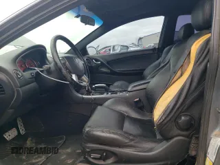 2006 Pontiac GTO z VIN 6G2VX12U06L550451, wystawiony jako Copart lot #54823105 z przebiegiem 273 049 mil mil oraz Tytuł czysty. Historia ofert i sprzedaży dostępna na DreamBid. Obrazek 7.