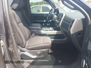 2019 Ford Expedition XLT with VIN 1FMJU1HT5KEA84864, listed as a IAAI auction lot 40174691 with 119,758 mi miles. Bid and sale history available at carsss.com. Image 5.