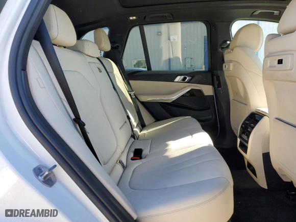 2021 BMW X5 sDrive40i with VIN 5UXCR4C01M9H47129, listed as a Copart auction lot 86374664 with 49,127 mi miles and Clean Title. Bid and sale history available at carsss.com. Image 11.