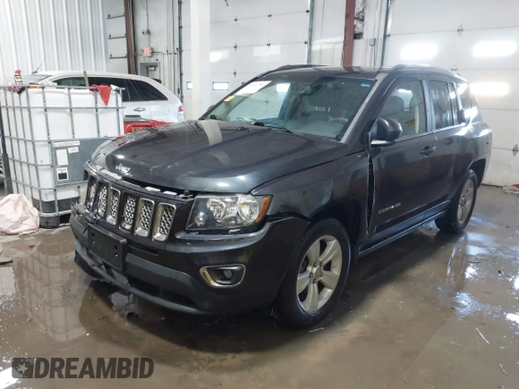 2015 Jeep Compass High Altitude Edition with VIN 1C4NJDEB1FD333345, listed as a IAAI auction lot 41607781 with 98,210 mi miles. Bid and sale history available at carsss.com. Image 17.