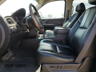2008 GMC Yukon Denali с VIN 1GKFK63818J214708, выставлен на аукционе Copart как лот 58826485 с пробегом 220 030 миль миль и Списание • Salvage title. История ставок и продаж доступна на DreamBid. Изображение 7.