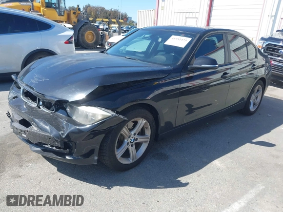 2013 BMW 3 Series 328i with VIN WBA3C1C59DF443846, listed as a IAAI auction lot 41932475 with 88,721 mi miles. Bid and sale history available at carsss.com. Image 16.