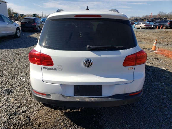 2016 Volkswagen Tiguan R-Line with VIN WVGAV7AX1GW584924, listed as a Copart auction lot 43084595 with 146,070 mi miles and Salvage Title. Bid and sale history available at carsss.com. Image 6.