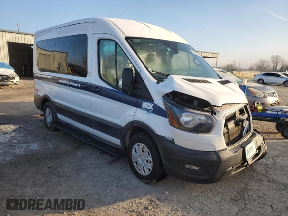 2020 Ford Transit z VIN 1FMZK1C87LKB11433, wystawiony jako Copart lot #85380574 z przebiegiem Nie podano mil oraz Szkoda całkowita • Salvage title. Historia ofert i sprzedaży dostępna na DreamBid. Obrazek 4.
