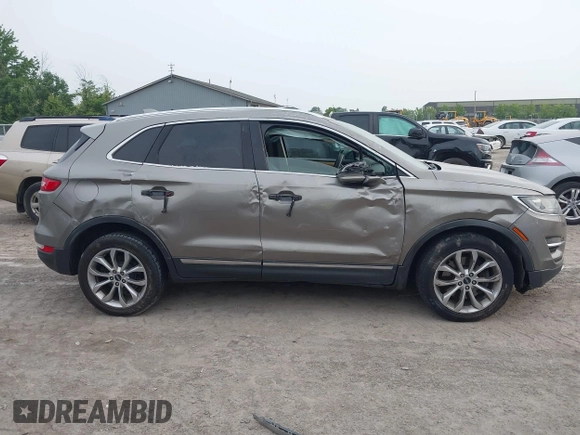 2016 Lincoln MKC Select with VIN 5LMCJ2C97GUJ30711, listed as a IAAI auction lot 42501763 with 118,430 mi miles and . Bid and sale history available at DreamBid. Image 13.