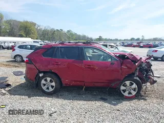 2021 Toyota RAV4 Hybrid XLE with VIN JTMRWRFV2MD123696, listed as a IAAI auction lot 41898510 with 88,000 mi miles. Bid and sale history available at carsss.com. Image 12.