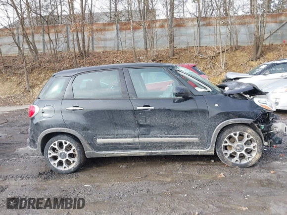 2014 FIAT 500L Trekking with VIN ZFBCFADH2EZ007992, listed as a IAAI auction lot 41660545 with 177,863 mi miles and . Bid and sale history available at DreamBid. Image 13.