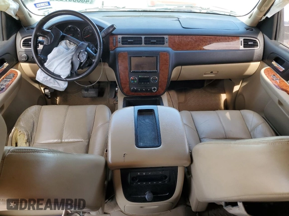 2008 Chevrolet Tahoe 2LT z VIN 1GNFC13J58R130186, wystawiony jako Copart lot #48639735 z przebiegiem 168 905 mil mil oraz Szkoda całkowita • Salvage title. Historia ofert i sprzedaży dostępna na DreamBid. Obrazek 8.