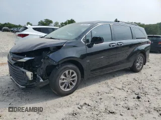 2022 Toyota Sienna XLE z VIN 5TDYRKEC6NS112524, wystawiony jako Copart lot #59912095 z przebiegiem Nie podano mil oraz Szkoda całkowita • Salvage title. Historia ofert i sprzedaży dostępna na DreamBid. Obrazek 1.