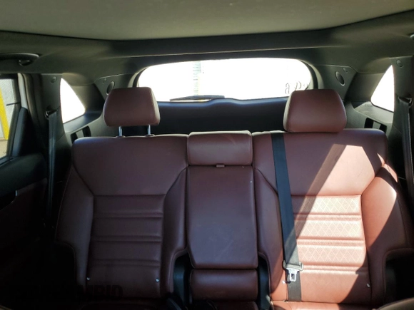 2016 Kia Sorento SXL with VIN 5XYPK4A17GG029250, listed as a Copart auction lot 46523405 with 104,453 mi miles and Salvage Title. Bid and sale history available at carsss.com. Image 10.