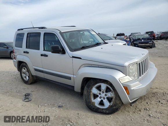 2011 Jeep Liberty Sport z VIN 1J4PN2GK6BW502136, wystawiony jako Copart lot #55778415 z przebiegiem 151 295 mil mil oraz Szkoda całkowita • Salvage title. Historia ofert i sprzedaży dostępna na DreamBid. Obrazek 4.