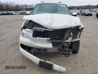 2007 Lincoln Navigator z VIN 5LMFU285X7LJ14762, wystawiony jako Copart lot #46508085 z przebiegiem 170 923 mil mil oraz Szkoda całkowita • Salvage title. Historia ofert i sprzedaży dostępna na DreamBid. Obrazek 5.