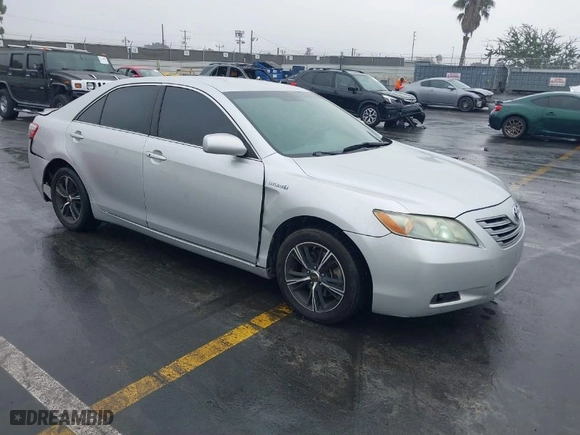 2008 Toyota Camry Hybrid with VIN 4T1BB46KX8U045725, listed as a IAAI auction lot 41186968 with 156,526 mi miles. Bid and sale history available at carsss.com. Image 1.