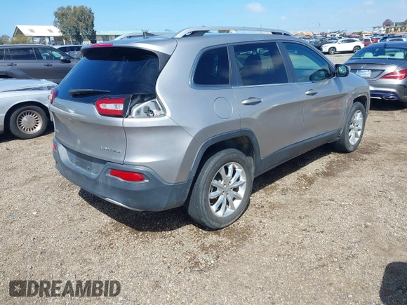 2017 Jeep Cherokee Limited z VIN 1C4PJMDB4HW518815, wystawiony jako IAAI lot #41798567 z przebiegiem 68 332 mil mil oraz . Historia ofert i sprzedaży dostępna na DreamBid. Obrazek 4.