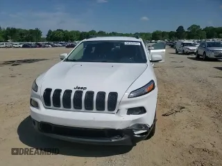 2018 Jeep Cherokee Latitude with VIN 1C4PJLCBXJD595248, listed as a Copart auction lot 54153555 with 152,258 mi miles and Salvage title. Bid and sale history available at DreamBid. Image 14.