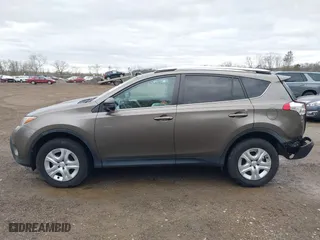 2015 Toyota RAV4 LE with VIN 2T3BFREV1FW245801, listed as a IAAI auction lot 42039074 with 129,181 mi miles. Bid and sale history available at carsss.com. Image 14.