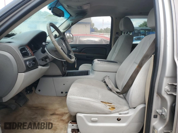 2007 Chevrolet Avalanche LTZ with VIN 3GNEC12027G184001, listed as a Copart auction lot 63299895 with Not provided miles and Clean title. Bid and sale history available at DreamBid. Image 7.