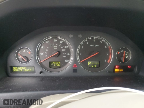 2004 Volvo V70 with VIN YV1SW59V842399389, listed as a Copart auction lot 85686774 with 135,634 mi miles and Salvage Title. Bid and sale history available at carsss.com. Image 9.