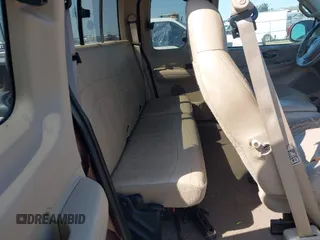 2000 Ford F-150 XL с VIN 1FTRX18L0YKA02144, выставлен на аукционе IAAI как лот 42149124 с пробегом 189 528 миль миль и . История ставок и продаж доступна на DreamBid. Изображение 8.