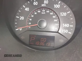2011 Kia Sorento LX with VIN 5XYKT4A22BG149224, listed as a IAAI auction lot 40252333 with 183,619 mi miles. Bid and sale history available at carsss.com. Image 7.